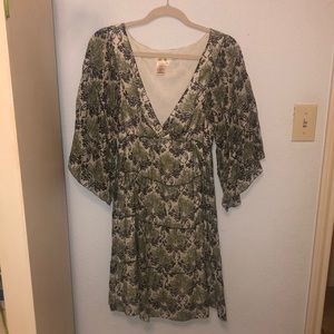 MSSP V-Neck Midi Dress